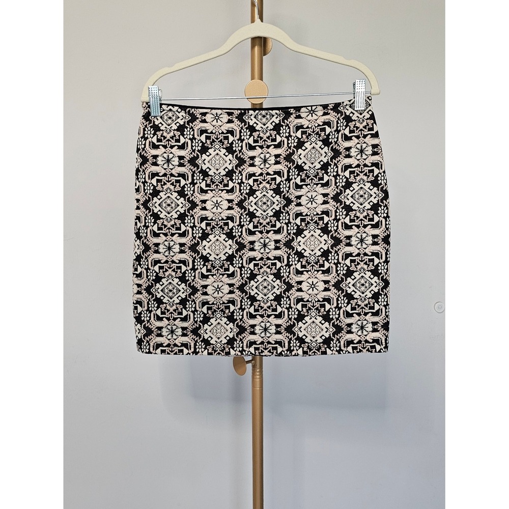 Black & Cream Geometric Mini Skirt - Women's Tailored Style